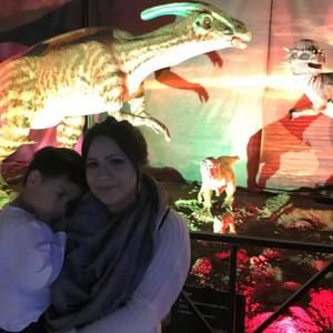 Meet your Posher, Andrea t.